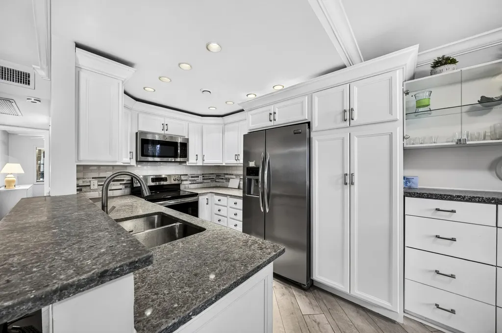 1039 Berkshire B Crescent Deerfield Beach FL 33442