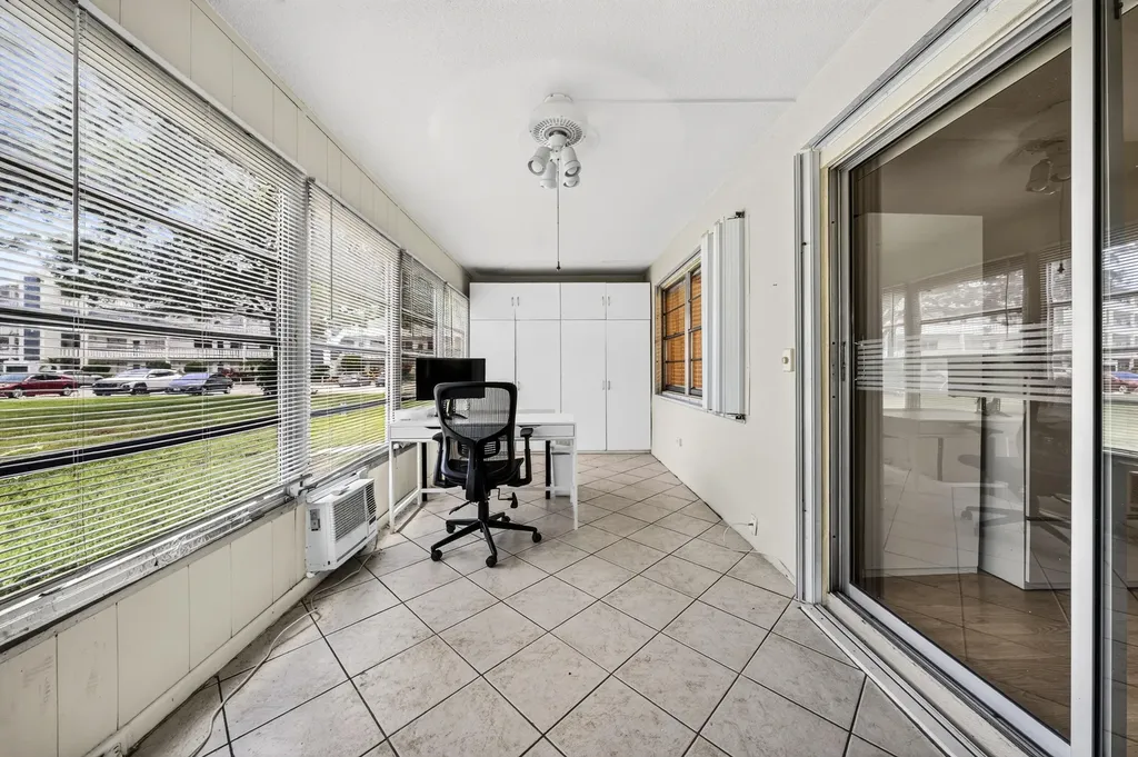 1039 Berkshire B Crescent Deerfield Beach FL 33442
