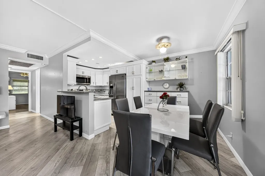 1039 Berkshire B Crescent Deerfield Beach FL 33442