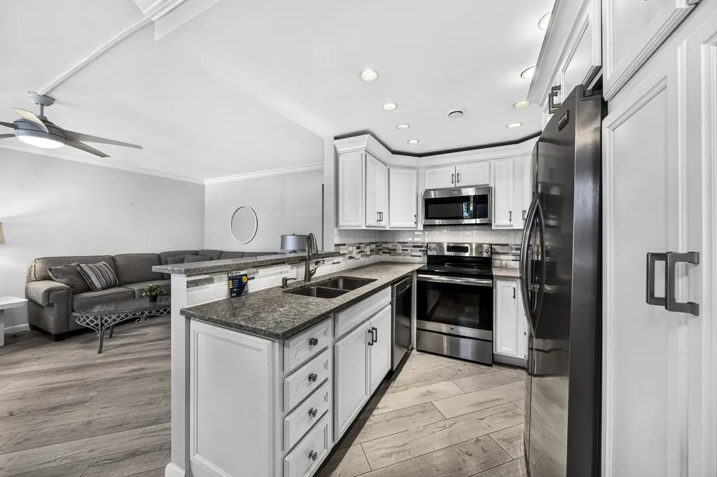 1039 Berkshire B Crescent Deerfield Beach FL 33442