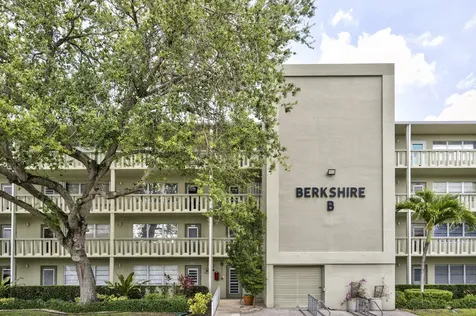 1039 Berkshire B Crescent Deerfield Beach FL 33442