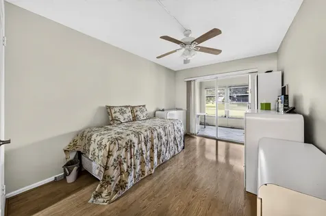 1039 Berkshire B Crescent Deerfield Beach FL 33442
