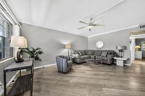 1039 Berkshire B Crescent Deerfield Beach FL 33442