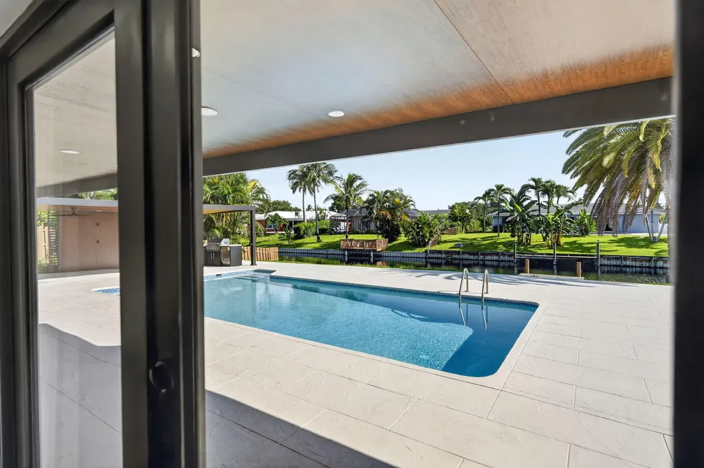 1803 Juno Isle Boulevard North Palm Beach FL 33408