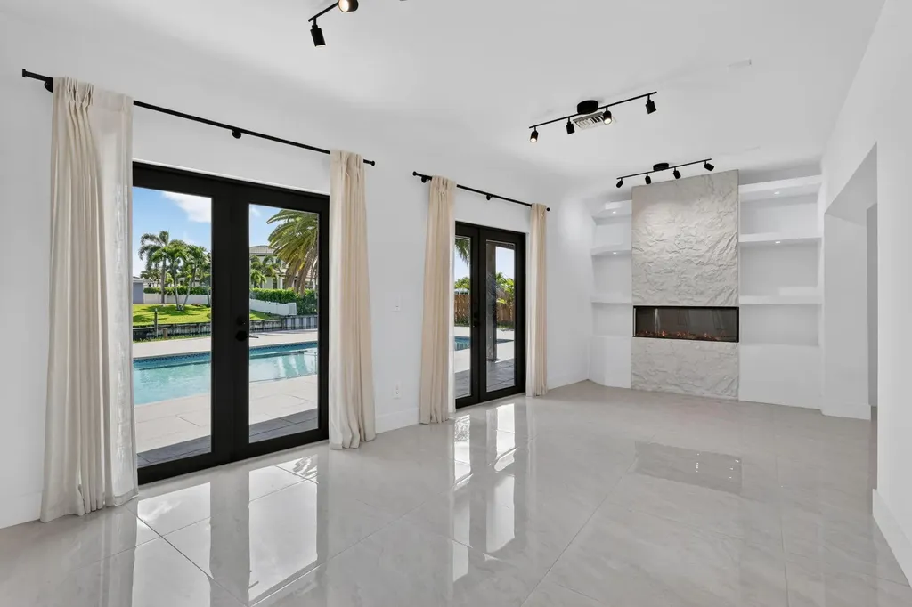 1803 Juno Isle Boulevard North Palm Beach FL 33408