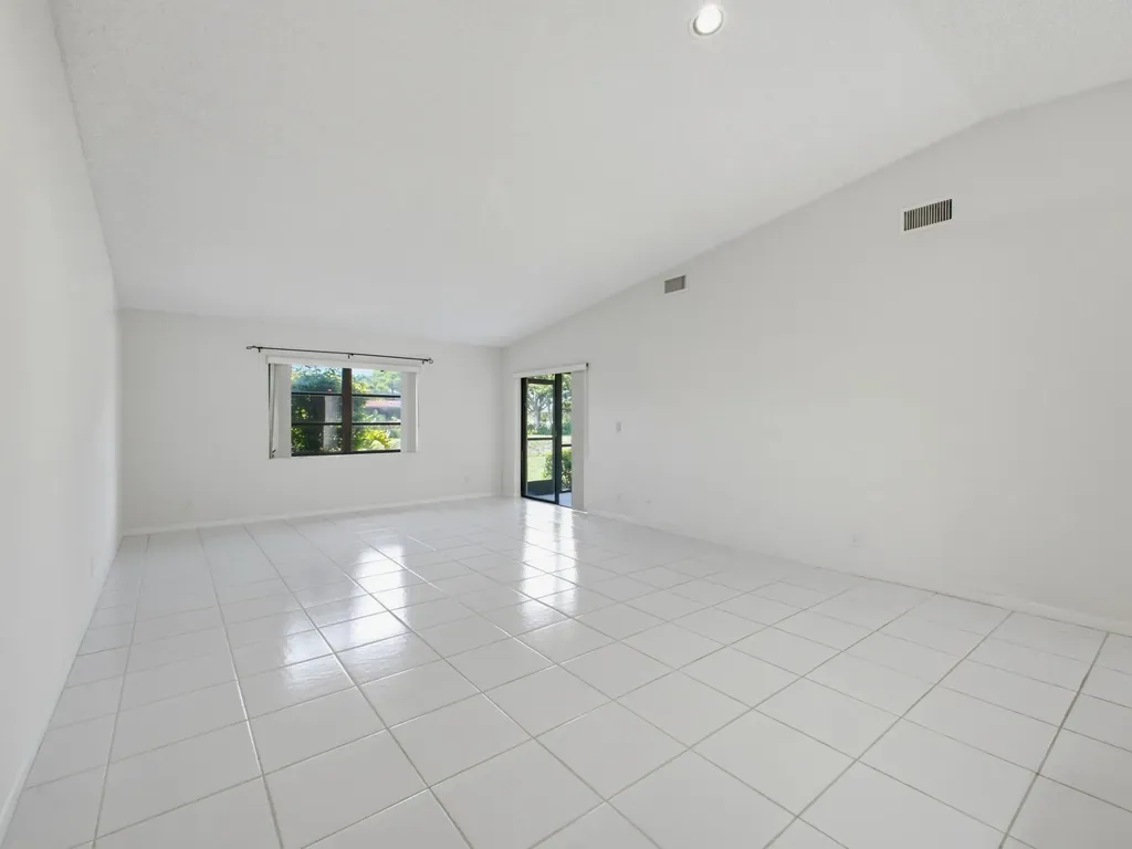 6200 Kings Gate Circle Delray Beach FL 33484