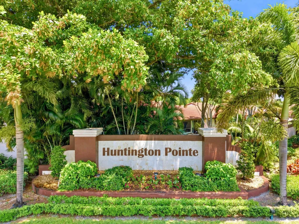 6200 Kings Gate Circle Delray Beach FL 33484