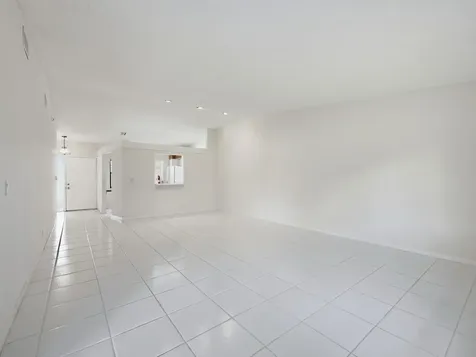 6200 Kings Gate Circle Delray Beach FL 33484