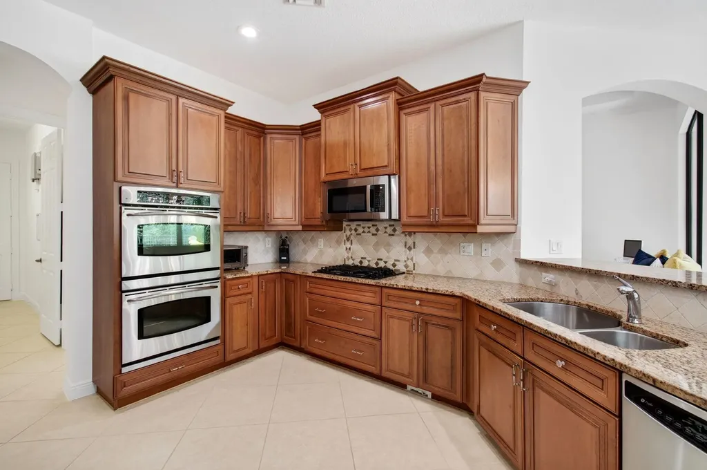 15564 Glencrest Avenue Delray Beach FL 33446