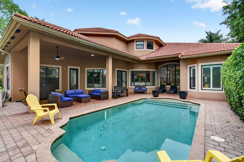 15564 Glencrest Avenue Delray Beach FL 33446