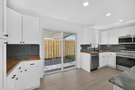 665 W 7th Street Riviera Beach FL 33404