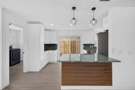 665 W 7th Street Riviera Beach FL 33404