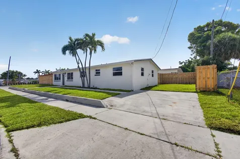 665 W 7th Street Riviera Beach FL 33404