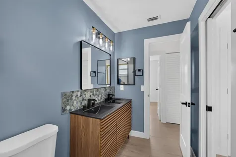 665 W 7th Street Riviera Beach FL 33404