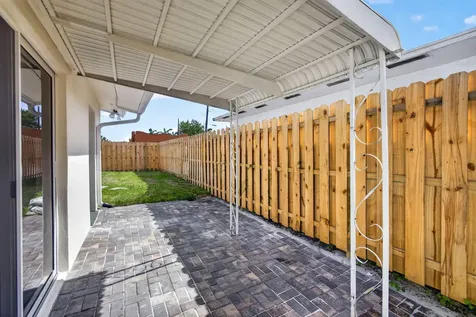 665 W 7th Street Riviera Beach FL 33404