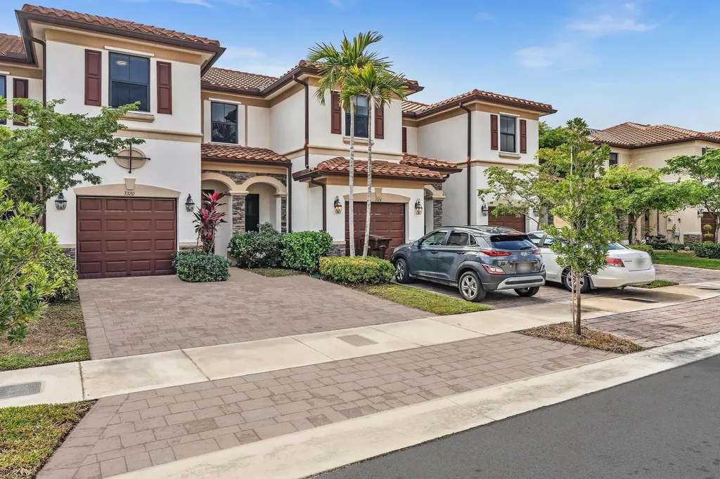 3320 W 90th Street Hialeah FL 33018