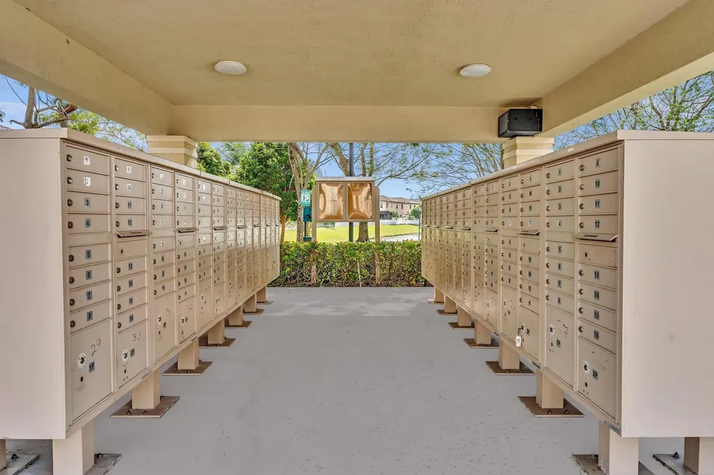3320 W 90th Street Hialeah FL 33018