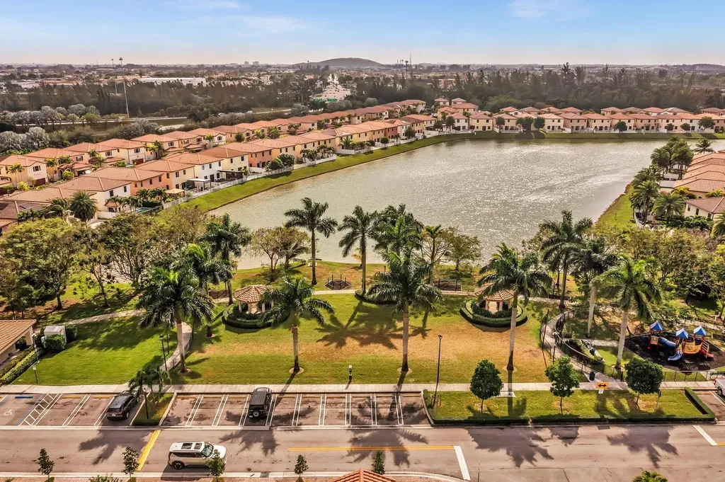 3320 W 90th Street Hialeah FL 33018