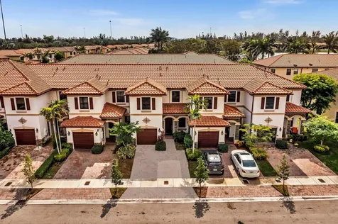 3320 W 90th Street Hialeah FL 33018