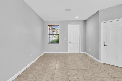 3320 W 90th Street Hialeah FL 33018