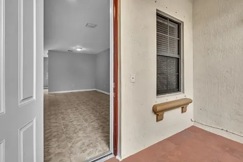 3320 W 90th Street Hialeah FL 33018