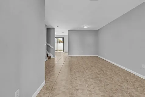 3320 W 90th Street Hialeah FL 33018