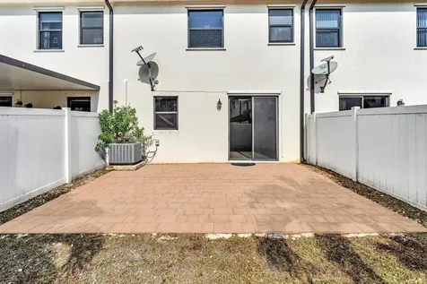 3320 W 90th Street Hialeah FL 33018