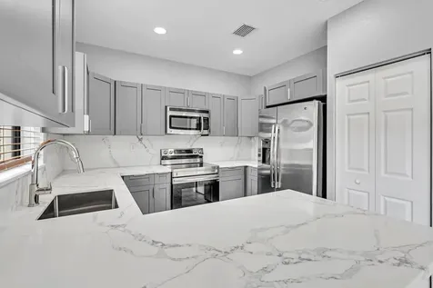 3320 W 90th Street Hialeah FL 33018