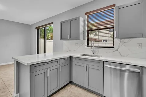 3320 W 90th Street Hialeah FL 33018