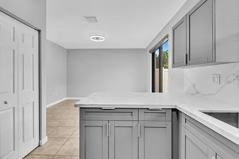 3320 W 90th Street Hialeah FL 33018