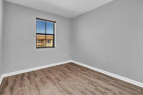 3320 W 90th Street Hialeah FL 33018