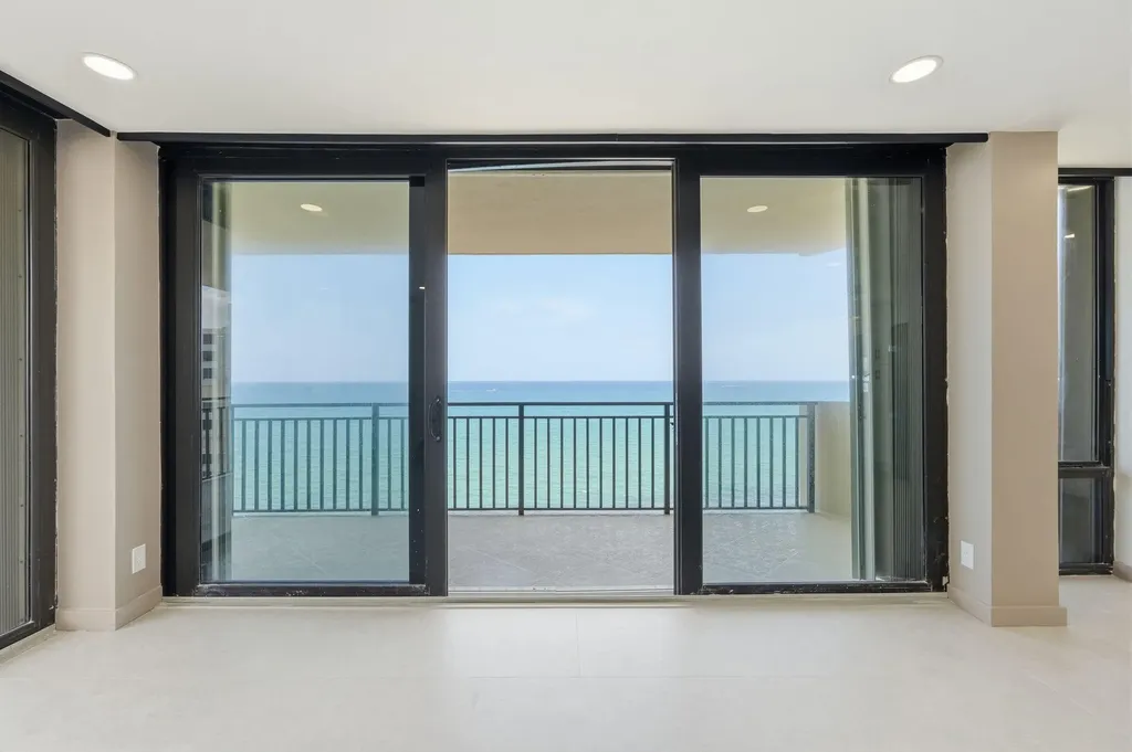 5460 N Ocean Drive Riviera Beach FL 33404