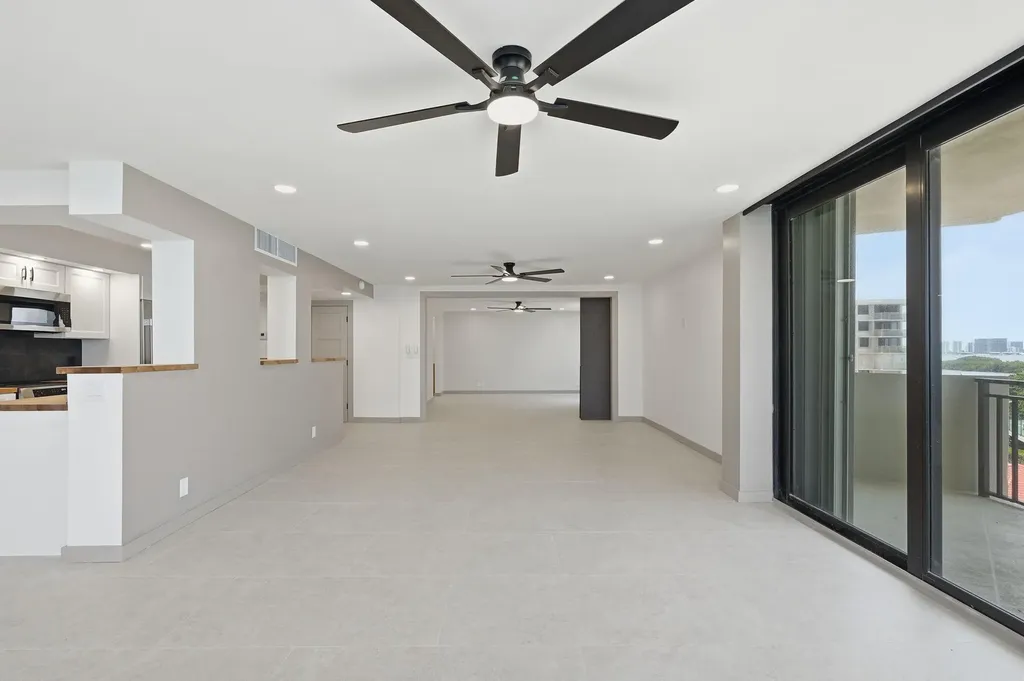 5460 N Ocean Drive Riviera Beach FL 33404