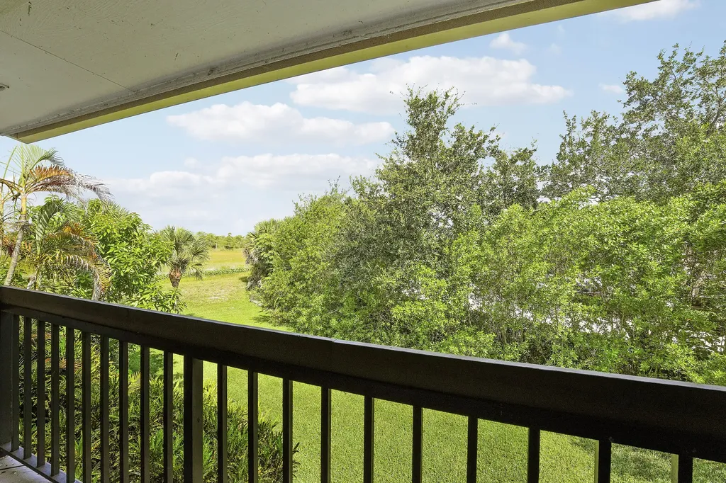 1109 Duncan Circle Palm Beach Gardens FL 33418