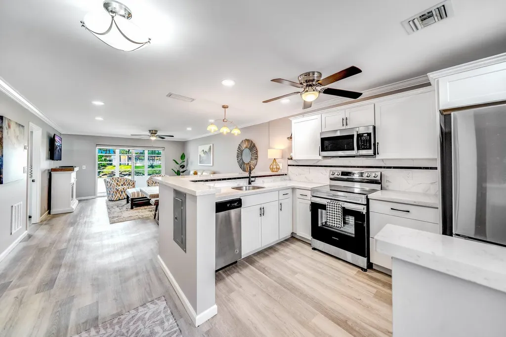 154 Lake Dora Drive West Palm Beach FL 33411