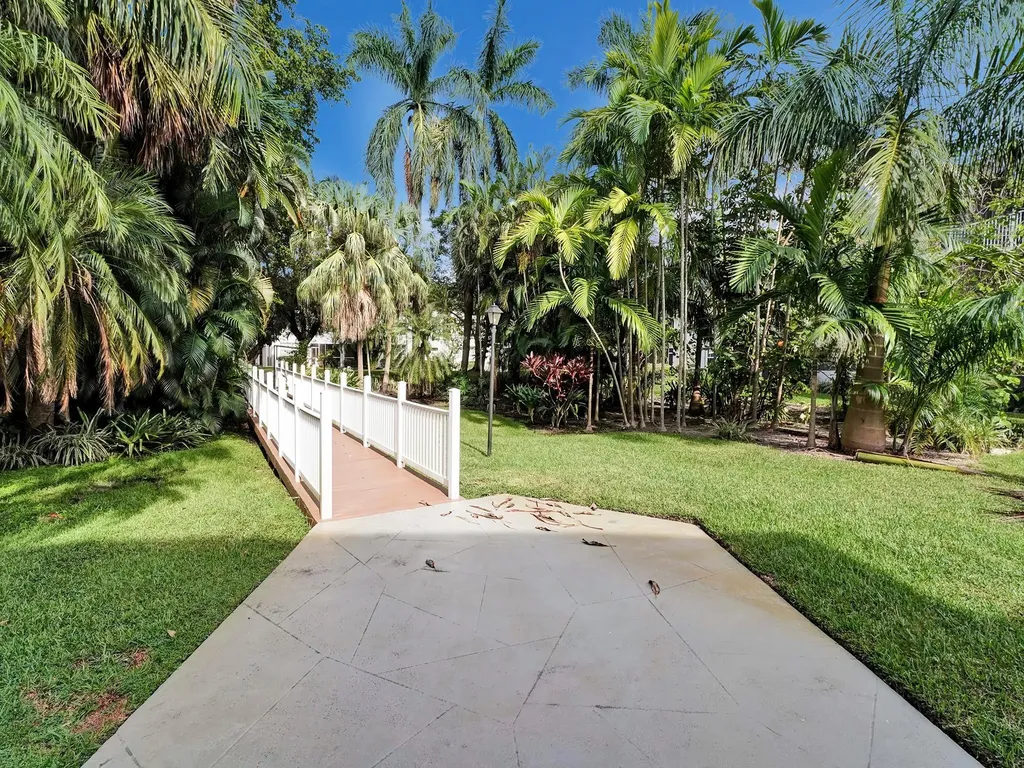 4025 N Federal Highway Fort Lauderdale FL 33308