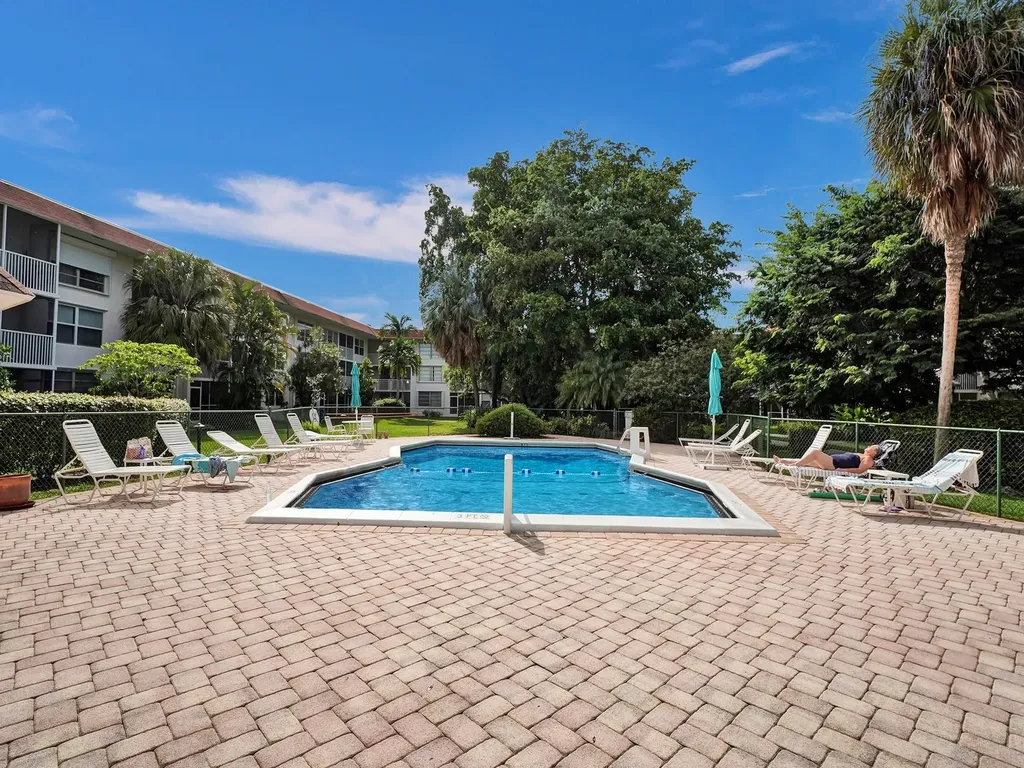 4025 N Federal Highway Fort Lauderdale FL 33308