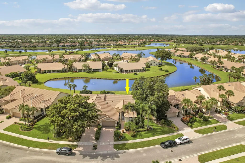 7136 Ashford Lane Boynton Beach FL 33472