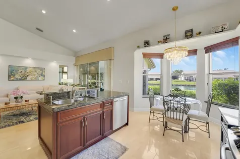 7136 Ashford Lane Boynton Beach FL 33472