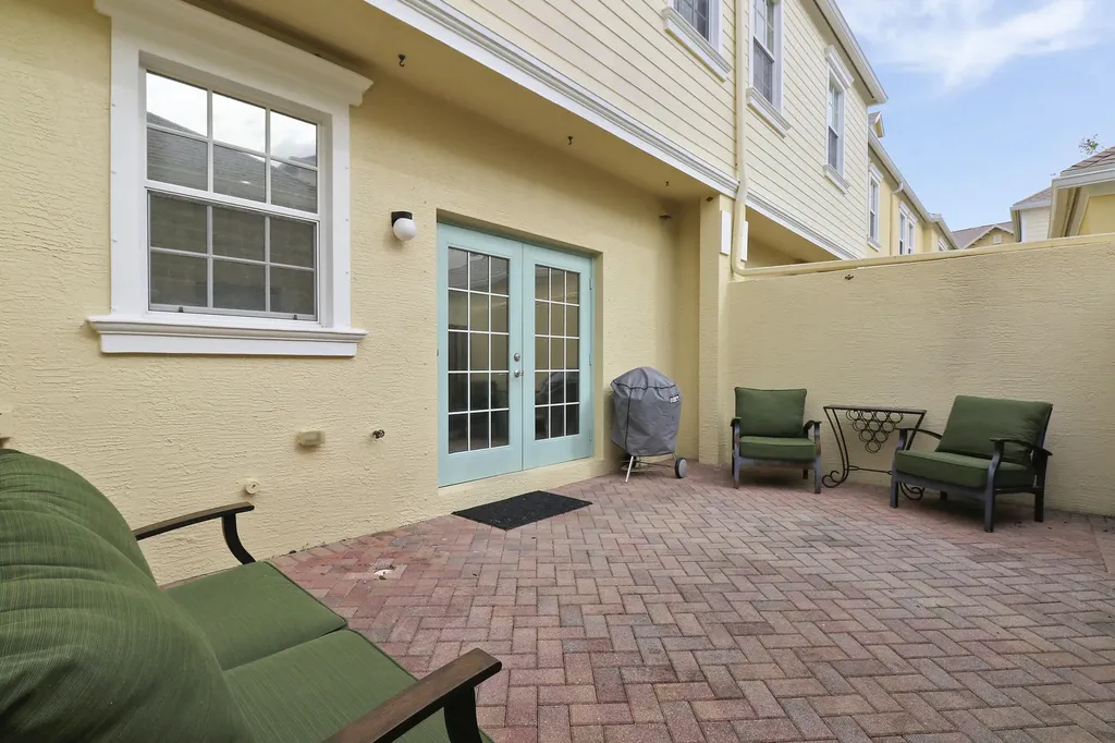 118 Seagrape Drive Jupiter FL 33458