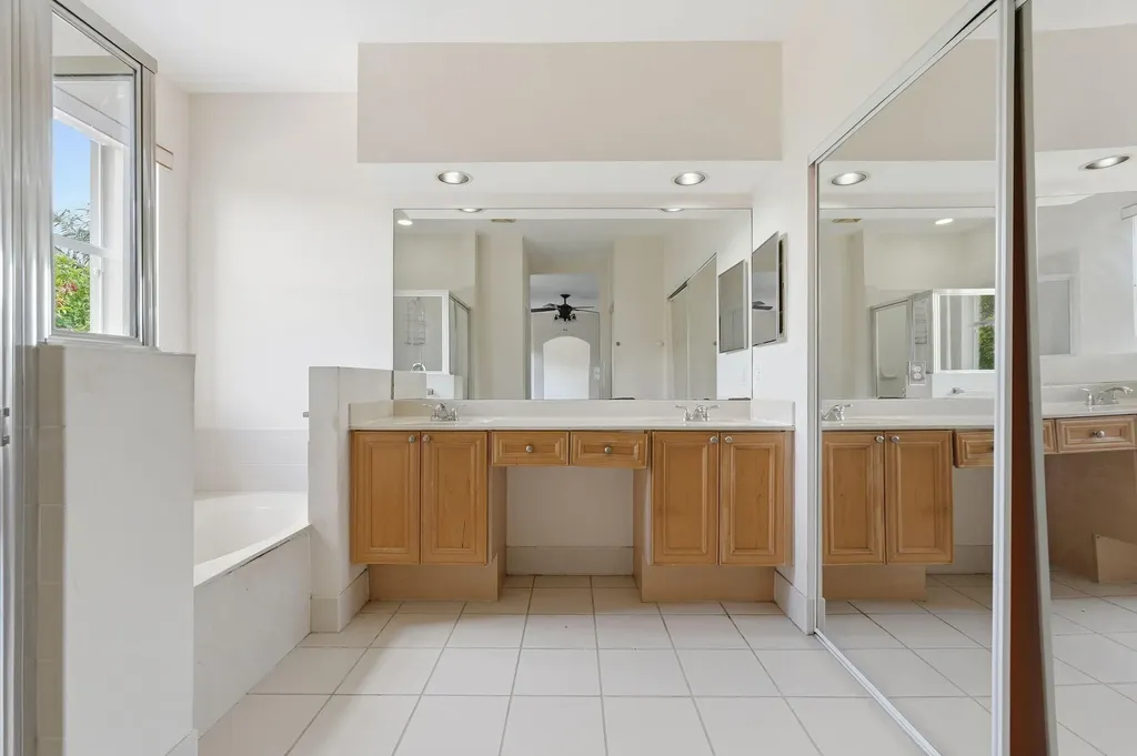 3956 Torres Circle West Palm Beach FL 33409