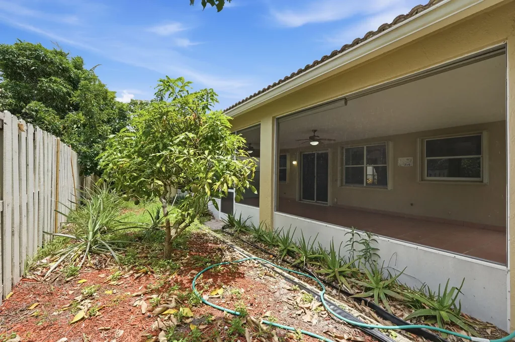 3956 Torres Circle West Palm Beach FL 33409