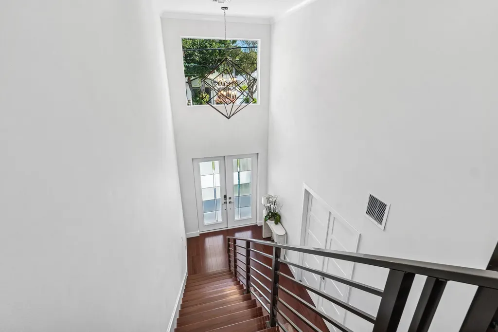 412 SE 4th Avenue Delray Beach FL 33483
