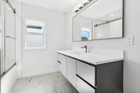 412 SE 4th Avenue Delray Beach FL 33483