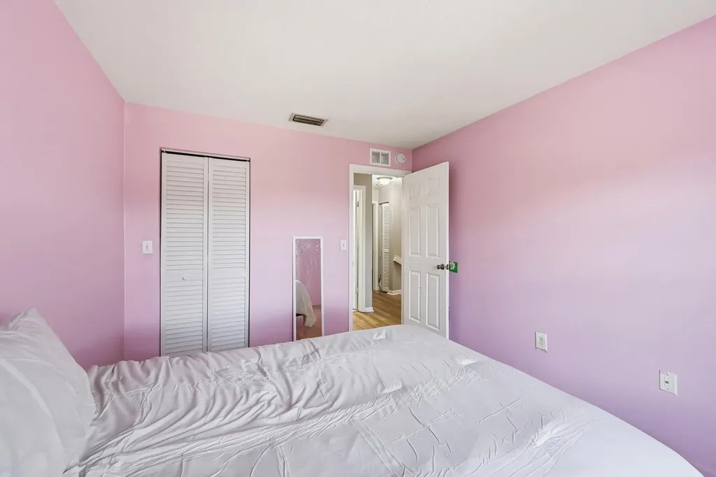 306 NW 115th Way Coral Springs FL 33071