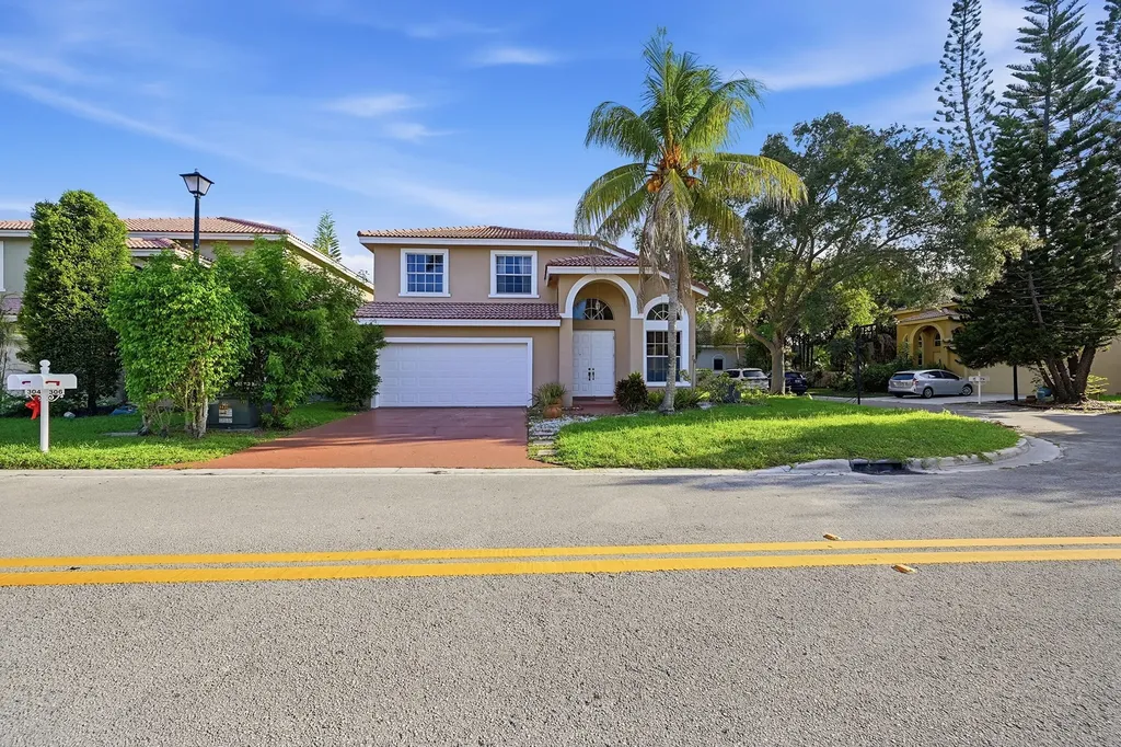 306 NW 115th Way Coral Springs FL 33071