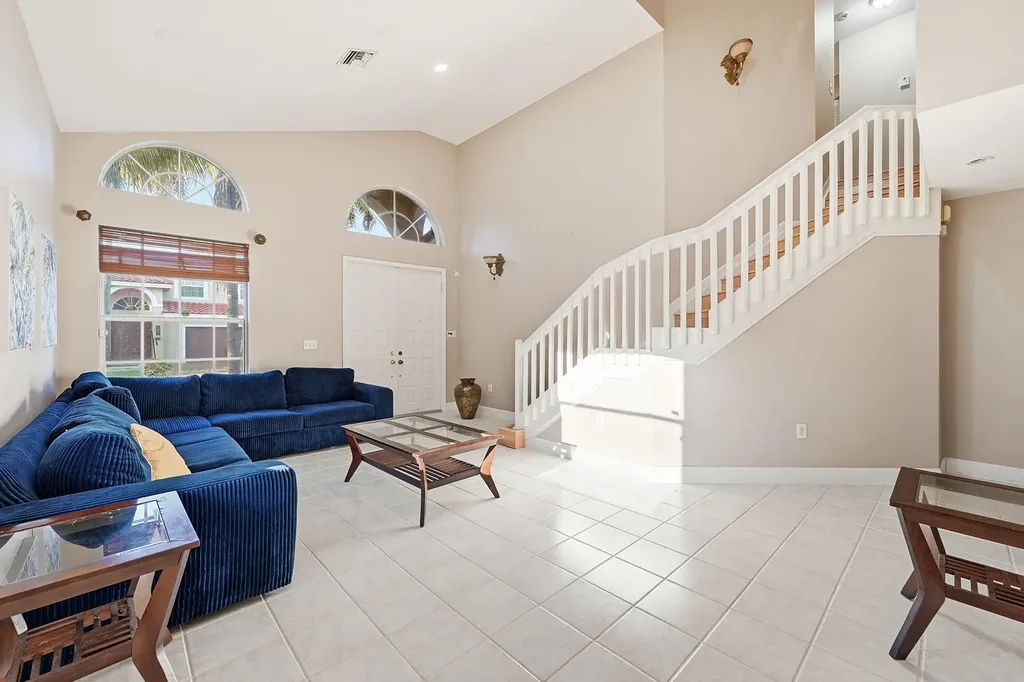 306 NW 115th Way Coral Springs FL 33071
