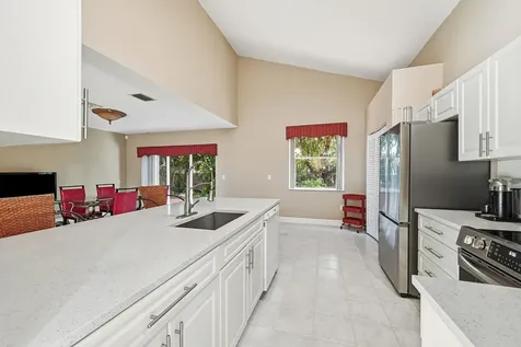 306 NW 115th Way Coral Springs FL 33071