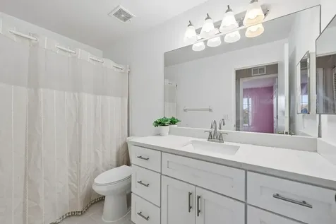 306 NW 115th Way Coral Springs FL 33071