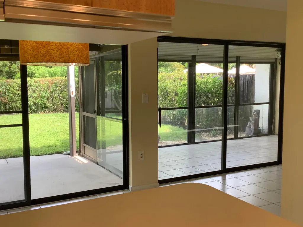 458 SW 29th Avenue Delray Beach FL 33445